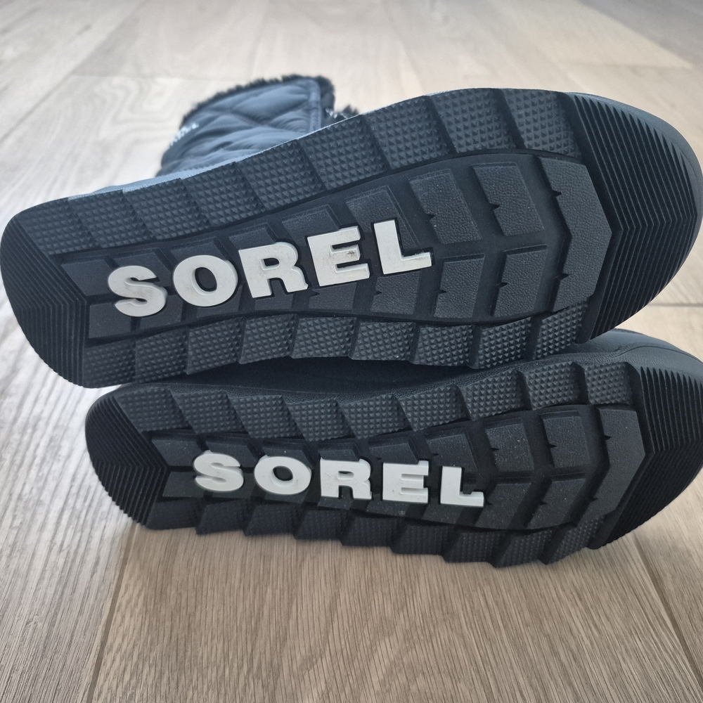 Sorel Black Quilted Winter Boots - Picture 7 of 8